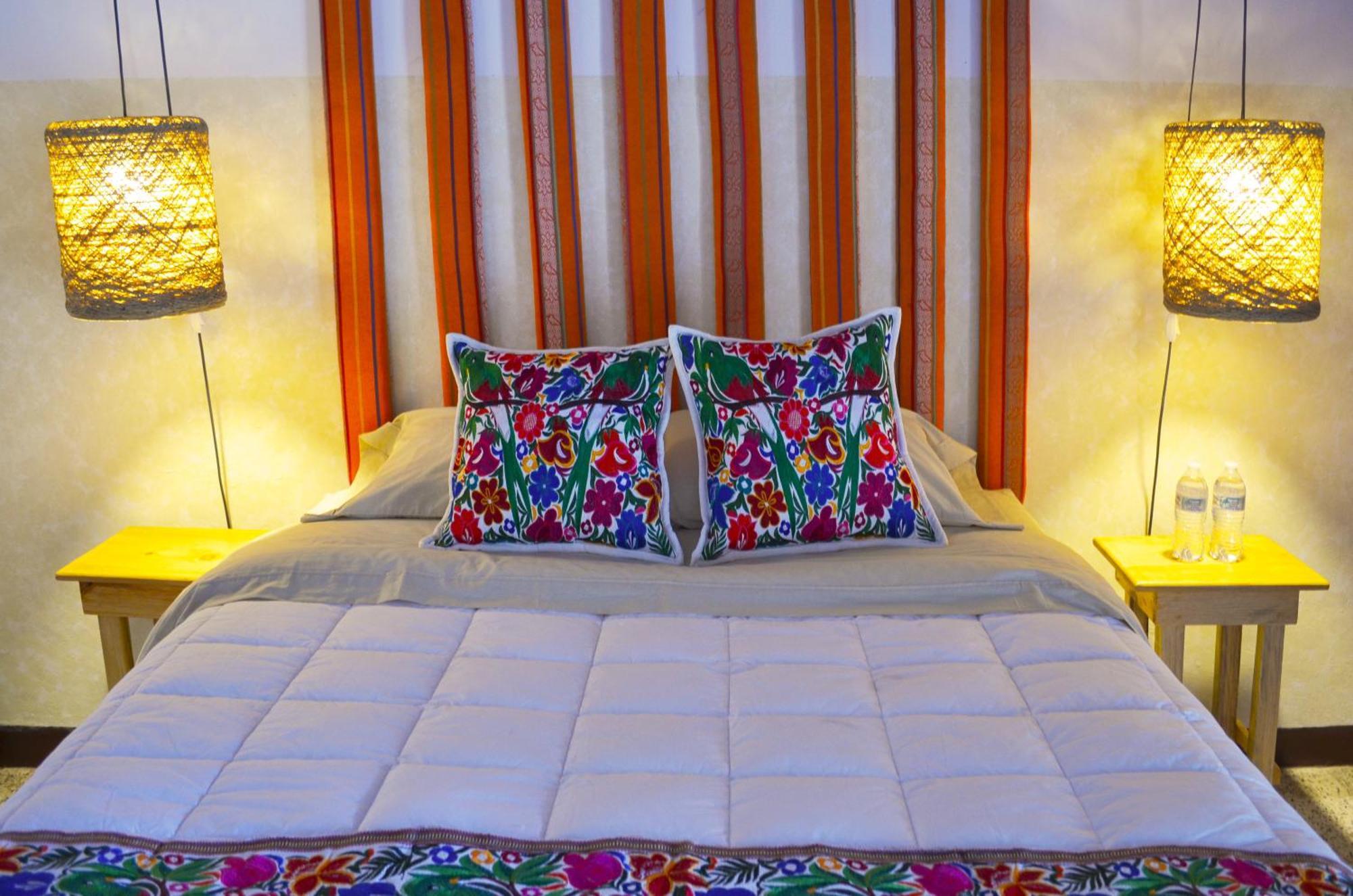Luna Maya Boutique Hotel Antigua Exterior foto